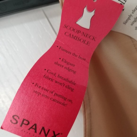 NWT Spanx Slimming Essentials Scoop Neck Cami Nude Plus Size 3X - Picture 3 of 6